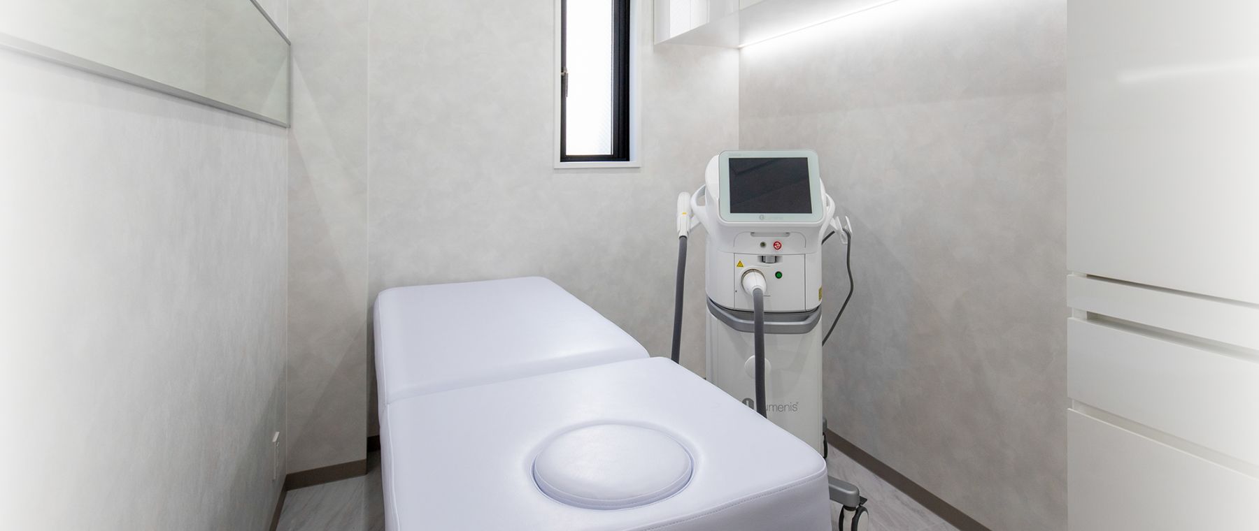 キービジュアルイメージ 美容医療施術室